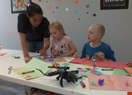 Mother's Day Children with Arts and Crafts.